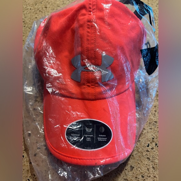 Under Armour Hat - Picture 1 of 1